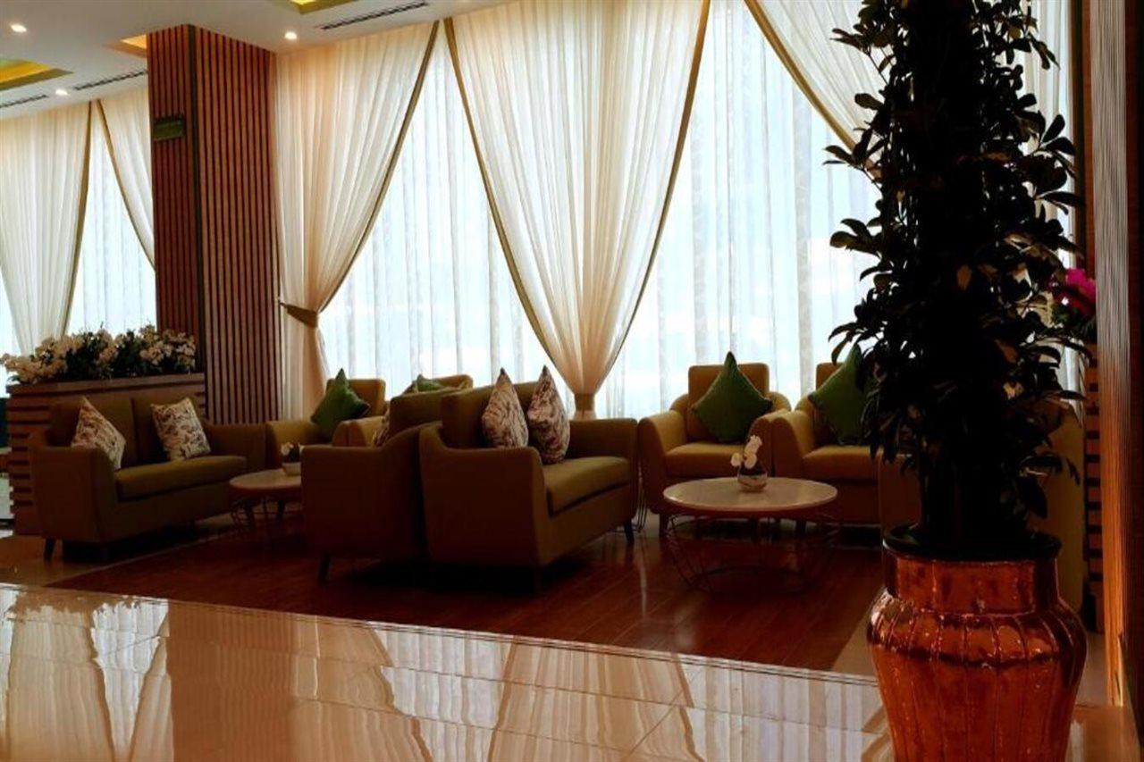 Jacob'S Garden Hotel Dubai Exterior foto
