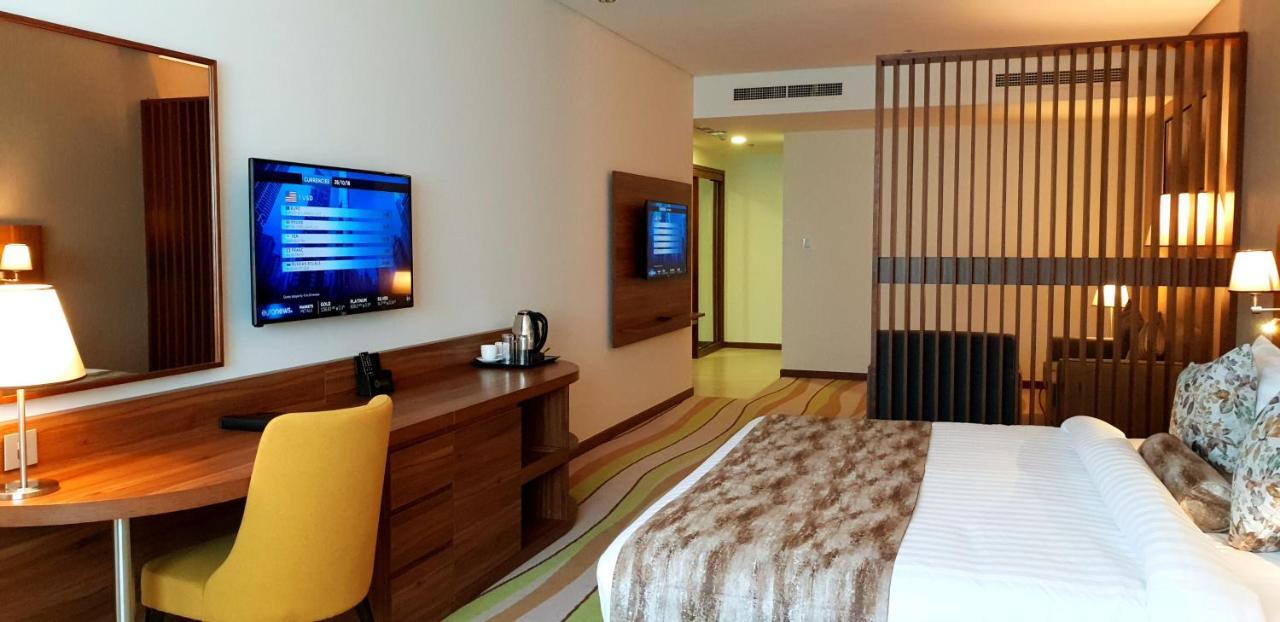 Jacob'S Garden Hotel Dubai Exterior foto
